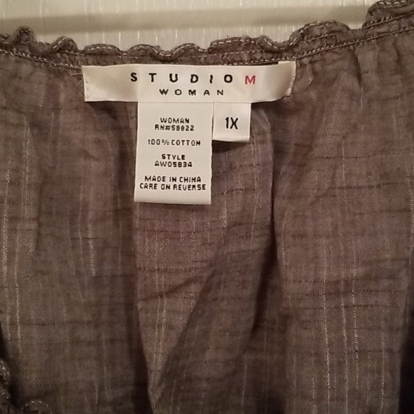 Blouse - Picture 2 of 2